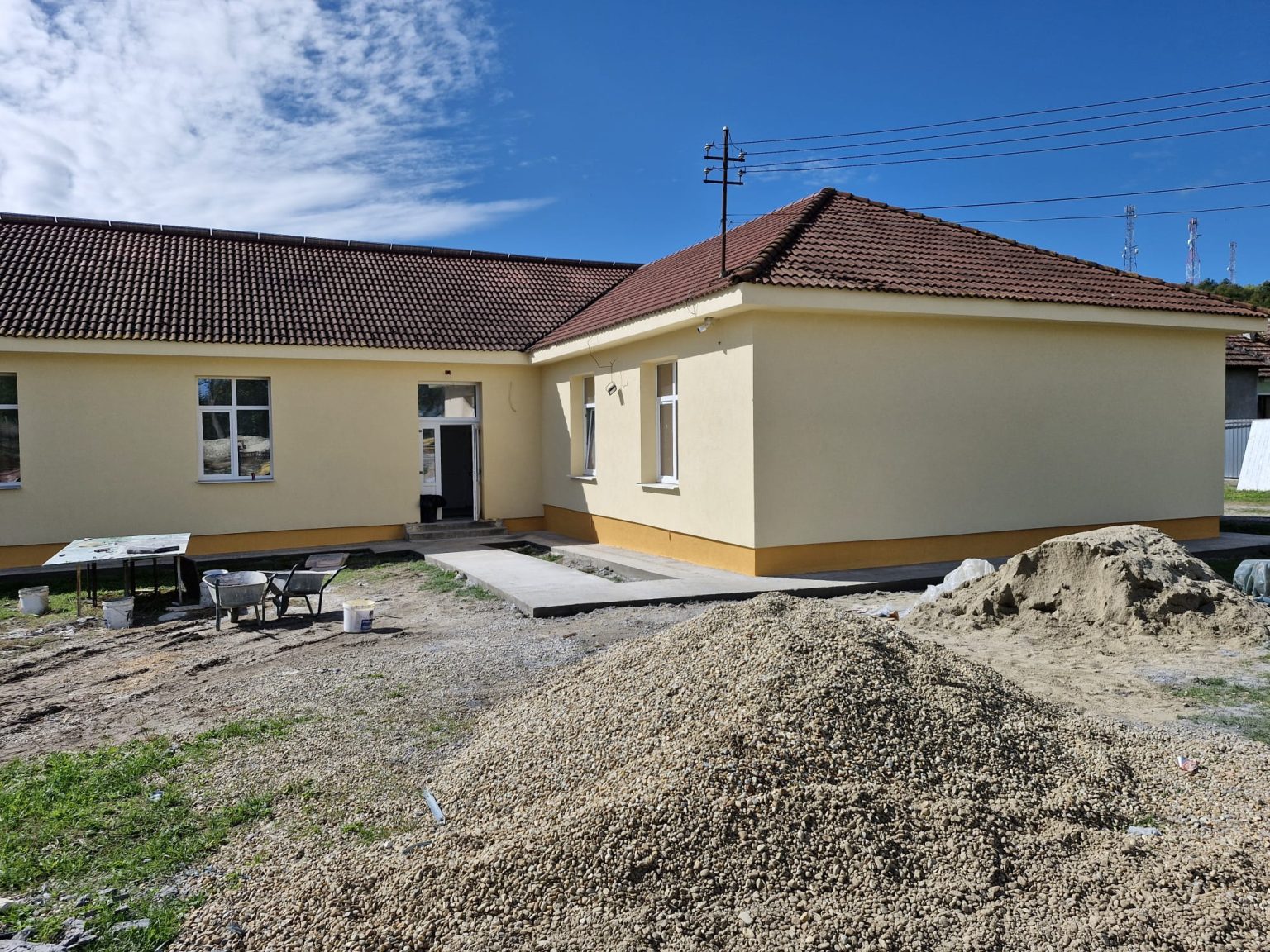 WhatsApp Image 2025-10-21 at 15.32.17 (1)